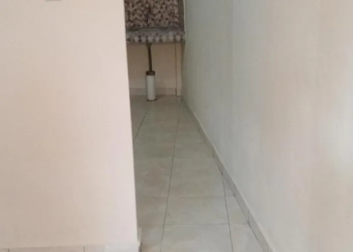 Sharing Room Kost Syariah & Villa Canggu Jimbaran Gwk Taxi Airport Unud منزل للإقامة Dalung (Bali)