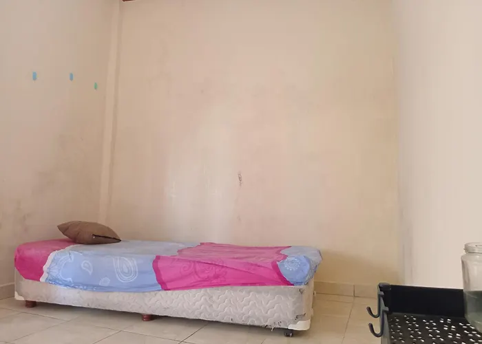 Sharing Room Kost Syariah & Villa Canggu Jimbaran Gwk Taxi Airport Unud منزل للإقامة *
