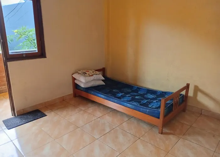 Sharing Room Kost Syariah & Villa Canggu Jimbaran Gwk Taxi Airport Unud * Dalung (Bali)